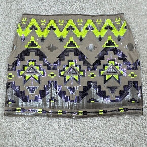 Express Aztec Sequin Stretch Skirt Gray Neon Green NEW - Picture 3 of 8